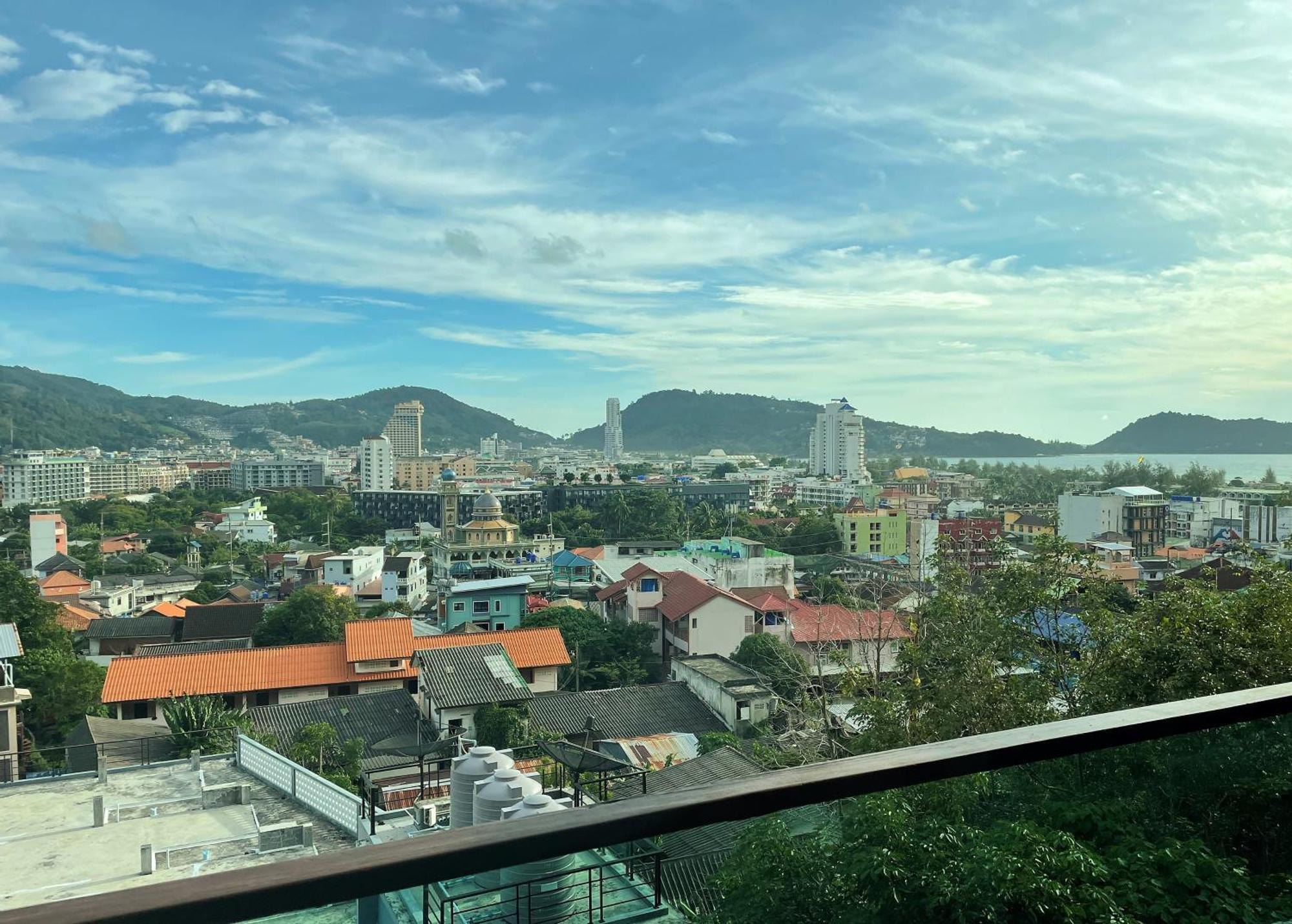 Emerald Terrace Apartments By Lofty Patong Buitenkant foto