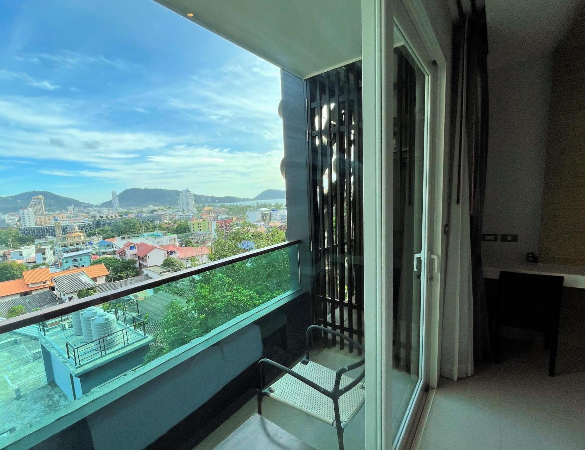 Emerald Terrace Apartments By Lofty Patong Buitenkant foto